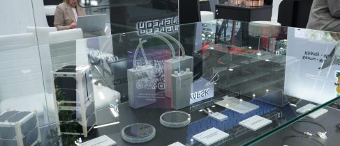 0b1df981-513f-4480-9d78-2b9214b16c7a