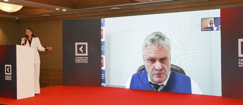 7c75dd65-80db-419f-a973-c2a05aaf8204