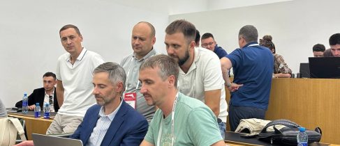 990268d3-ed98-4a75-9b9b-cd6a8fdfee70