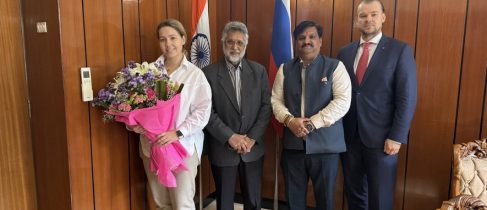 ccdd1b4b-f1c5-4f57-9aad-7fa1edc6a16e