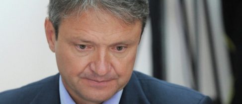 de6de05bc6a65b6525f36878163dc1b2