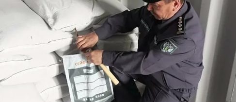 f16cdc3d-e641-46c7-a4d1-79778885af6b