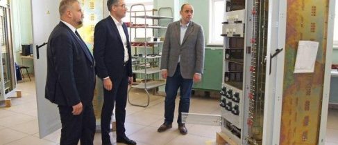 f61144f9-3cd3-41fe-a87d-e7cd3e5a6913