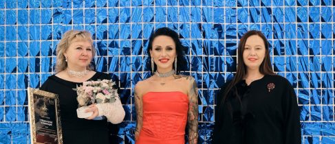 photo_2025-12-10_19-00-28